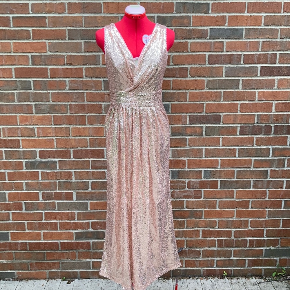 EUC sz 4 Kate Kasin rose gold dress